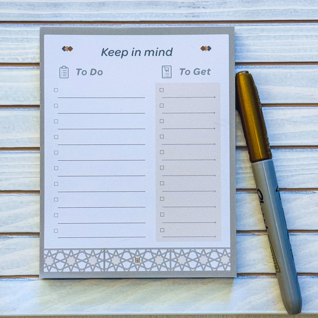 Discover Hidayah Notepads: ideal for Muslims wanting daily organization with a touch of Islamic design. With 50 sheets per pad, use them at work, home, or during your commute to jot down tasks, reminders, and more.