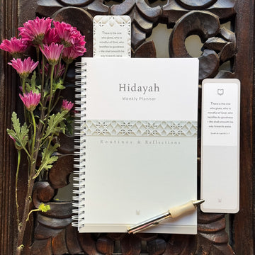Discover the Hidayah Weekly Planner, designed for Muslims to achieve Deen & Dunya goals effortlessly. Features daily Salah and habit trackers.